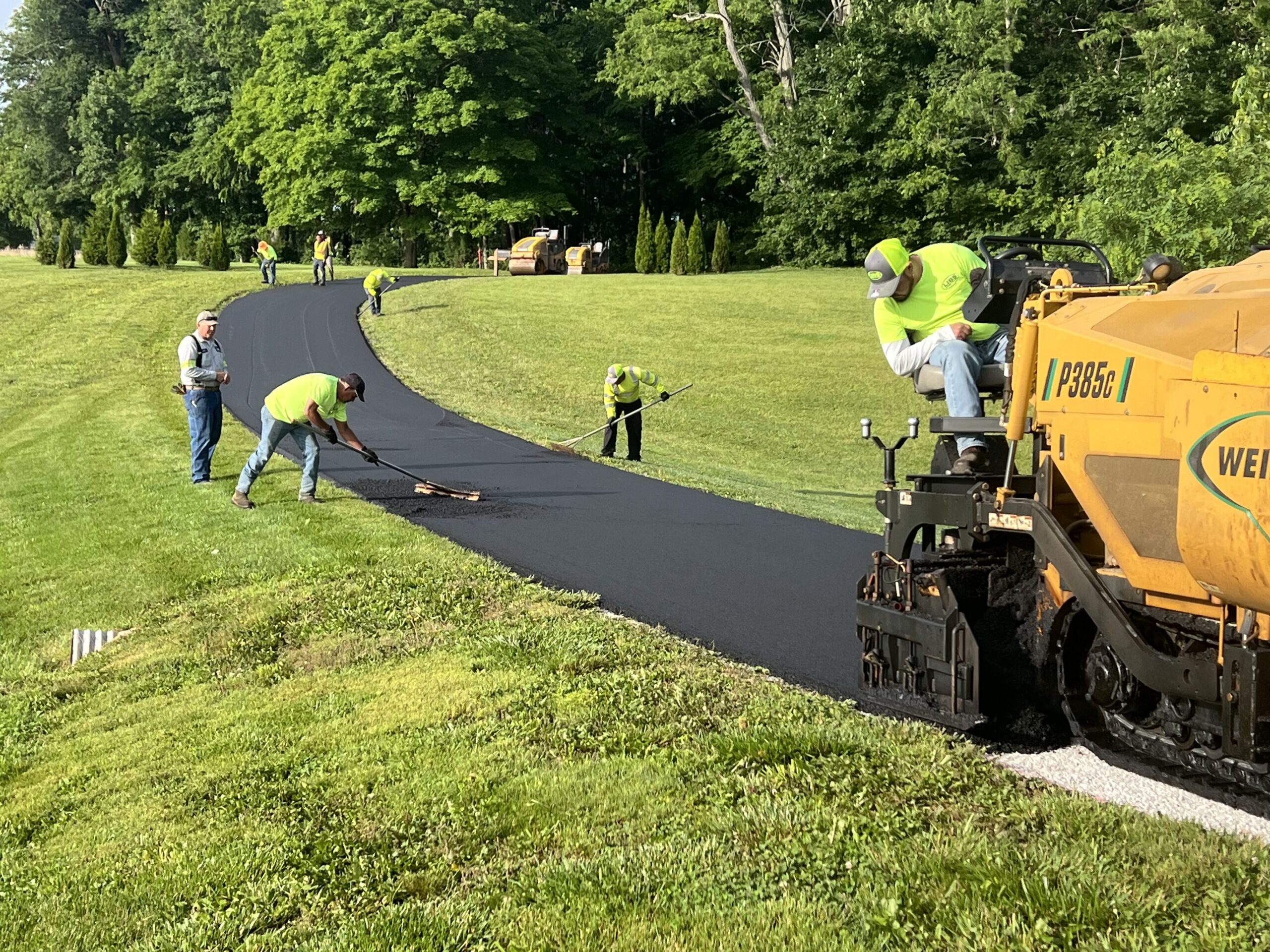 asphalt paving